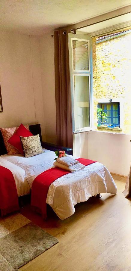Franreal, 4 Appartements Сарла-ла-Канеда Экстерьер фото